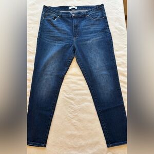 KanCan Lexington High Rise Skinny Jeans.